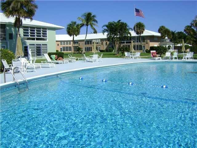 5520 N Ocean Blvd-Unit -101 in Boynton Beach, FL - Building Photo - Building Photo