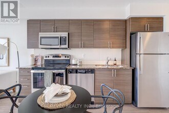 830-1830 Lawrence Ave W in Toronto, ON - Building Photo - Building Photo