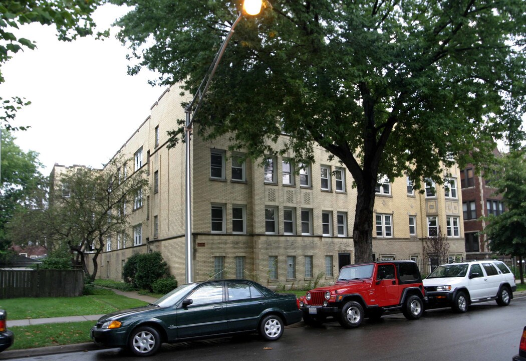 1262-1264 W Winona St in Chicago, IL - Building Photo