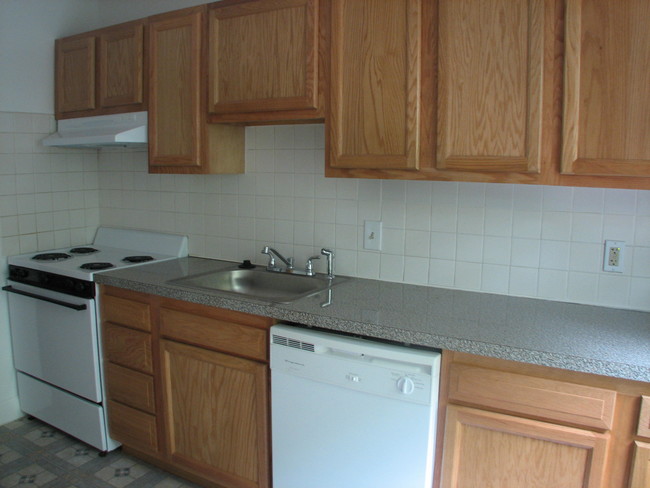 Delridge Colony Apartments photo'