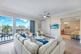1030 3rd Ave S in Naples, FL - Building Photo - Building Photo
