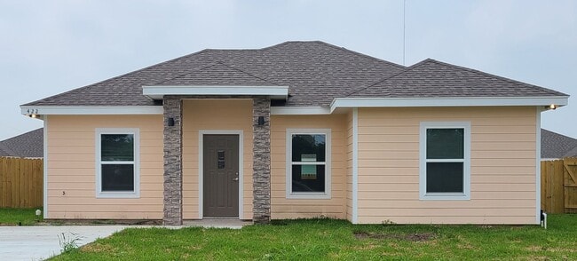 property at 422 Arroyo Ln