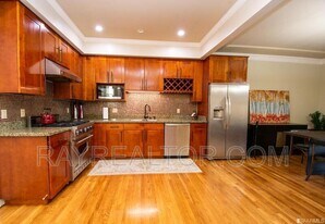 1445 Lombard St in San Francisco, CA - Building Photo