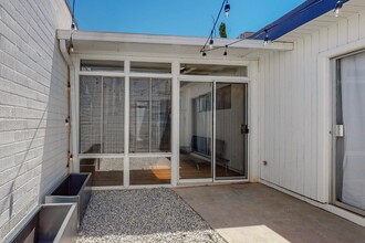 1309 Virginia St NE in Albuquerque, NM - Building Photo - Building Photo