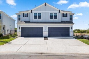 7416 Sparkling Light Dr in Austin, TX - Building Photo