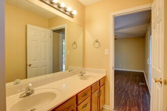 1371 Wilderness Cir in Clarksville, TN - Building Photo - Building Photo