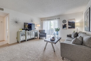 Windsail in Tulsa, OK - Building Photo