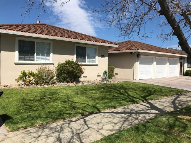 property at 4455 Hamilton Ave