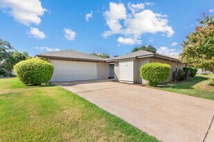 4351 Altamesa Blvd in Fort Worth, TX - Building Photo