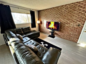 2777 Blue Rock Rd, Unit 3 in Cincinnati, OH - Foto de edificio - Building Photo