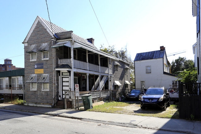 67 Line St in Charleston, SC - Foto de edificio - Building Photo