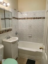 425 Baldwin Ave in Jersey City, NJ - Building Photo - Building Photo
