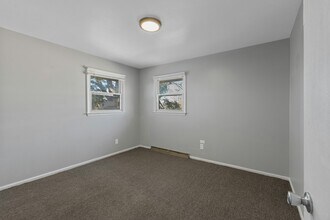 6461 N 73rd St in Milwaukee, WI - Building Photo - Building Photo