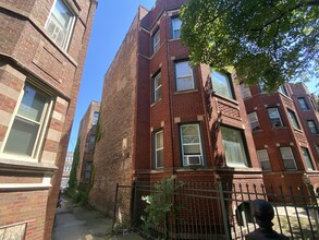 7731-7733 S Kingston Ave in Chicago, IL - Building Photo - Building Photo