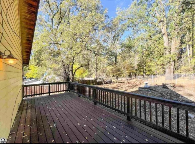 20586 Kings Ct in Soulsbyville, CA - Building Photo - Building Photo