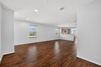 2730 Skyview Silver Dr in Houston, TX - Building Photo - Building Photo