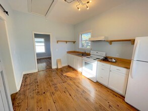 1110 E 31st St in Savannah, GA - Building Photo - Building Photo