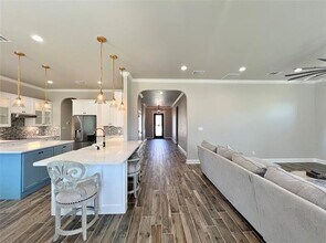 101 Hearthstone Ct in Weatherford, TX - Building Photo - Building Photo