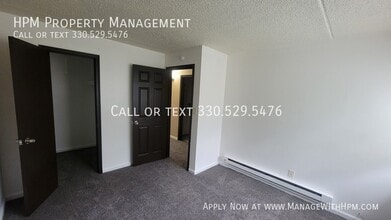 723 E Waterloo Rd in Akron, OH - Building Photo - Building Photo