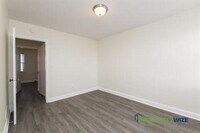 3611 Kenyon Ave photo'