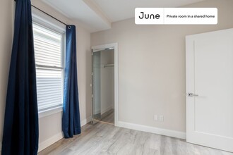 Private bedroom in 5 bed/2 bath Home in Boston, MA - Building Photo - Building Photo
