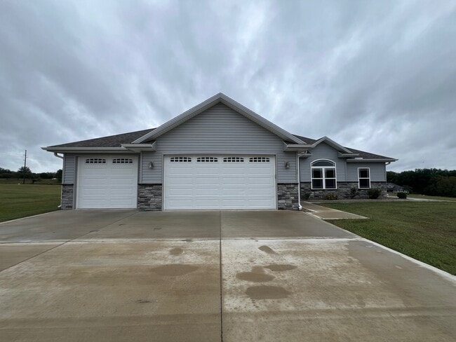 property at 38 SW 160 Rd