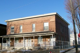 2129 Emerson Ave N in Minneapolis, MN - Building Photo - Building Photo