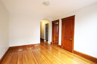 257 Washington St, Unit 11 in Salem, MA - Building Photo - Building Photo