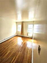 942 E 81st St in Brooklyn, NY - Building Photo - Building Photo