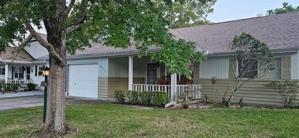 8666 SW 92nd Ln in Ocala, FL - Building Photo - Building Photo