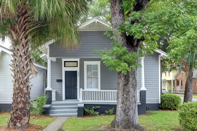 property at 660 E 34th St