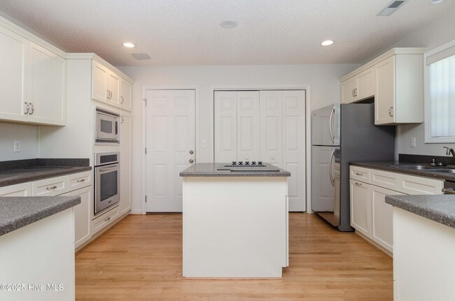 340 Palmer Way in Wilmington, NC - Building Photo - Building Photo
