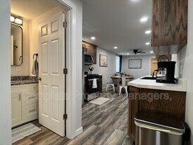 423 Adams Ave in Albert Lea, MN - Building Photo