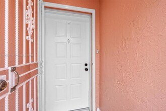 12450 NW 7th Ln in Miami, FL - Building Photo - Building Photo