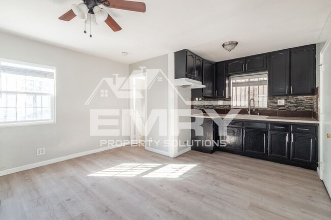 property at 5547 Holmes Ave