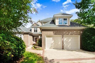 81002 Alexander, Unit 2023 in Chapel Hill, NC - Building Photo