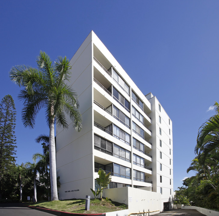 The Bel-Air Plaza in Honolulu, HI - Building Photo