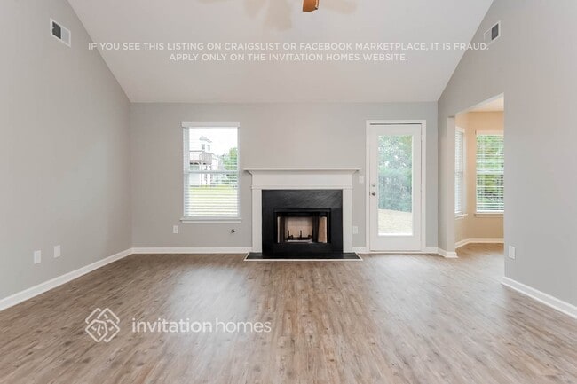 4222 Arabian Way SW in Snellville, GA - Foto de edificio - Building Photo