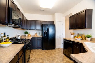 13340 Mockingbird Ct in Huntley, IL - Building Photo - Building Photo