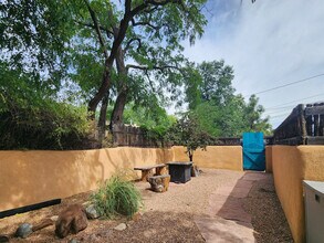 250 Closson St in Santa Fe, NM - Building Photo - Building Photo