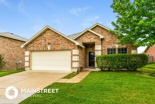 8406 River Bluffs Dr in Arlington, TX - Building Photo