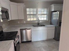 511 Marlow Dr E in Red Bank, TN - Building Photo - Building Photo