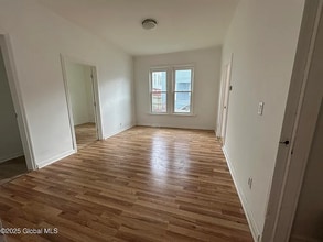 1 Swan St in Schenectady, NY - Building Photo - Building Photo