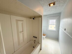 343 Cedar Ave in Sharon, PA - Building Photo - Building Photo