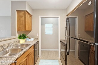 Knoll Crest in San Antonio, TX - Building Photo - Building Photo