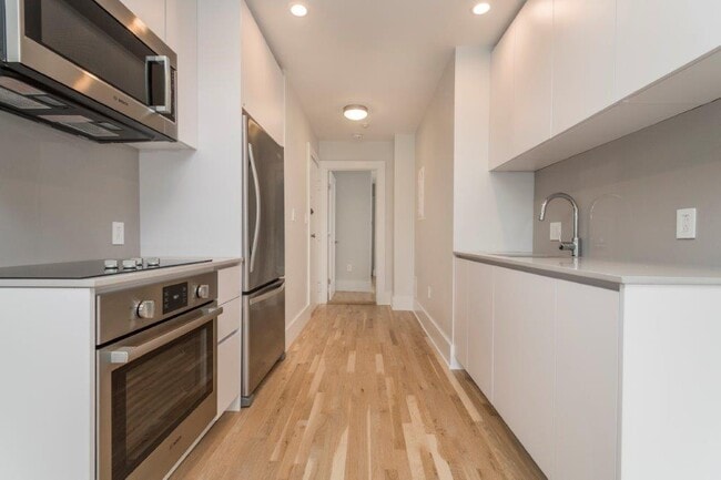 property at 4 Elko St