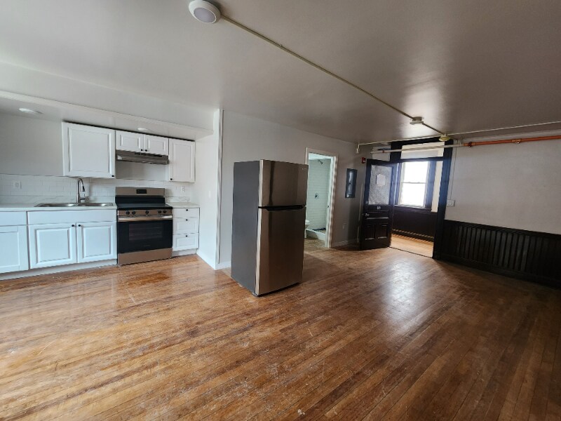 10 Langdon St, Unit 201 in Montpelier, VT - Building Photo