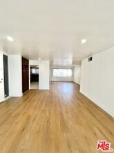 9221 Charleville Blvd in Beverly Hills, CA - Building Photo - Building Photo