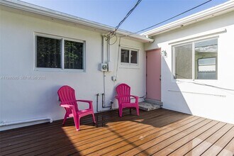 616 NW 3rd Ct in Hallandale Beach, FL - Building Photo - Building Photo