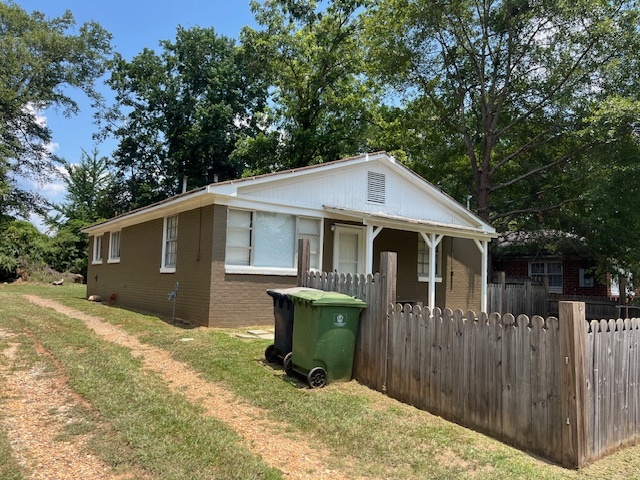property at 1325 Drewery Ave